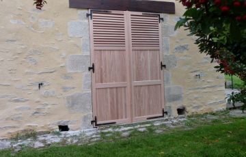 Volets bois SEREILHAC