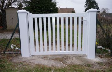 Portillon ST LAURENT SUR GORRE