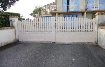 Portail PVC ST JUNIEN