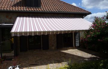 Store Extérieur SEREILHAC