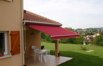 Store traditionnel AIXE SUR VIENNE