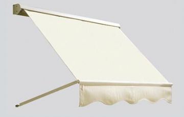 Le store bannette SOLISTOR (store de fenêtre) est la solution idéale pour habiller vos baies et fenêtres de petites dimensions. Ce store de fenêtre permet de tempérer la chaleur et la lumière de votre habitat tout en préservant votre intimité.