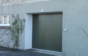 Porte sectionnelle latérale St Laurent sur Gorre