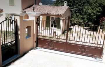 Portail et portillon en aluminium