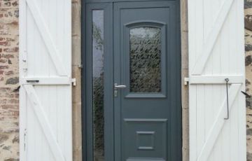 PORTE D’ENTRÉE ALUMINIUM